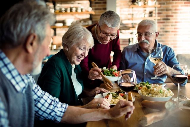 Seniors remain socially engaged and enjoy leisure activities.