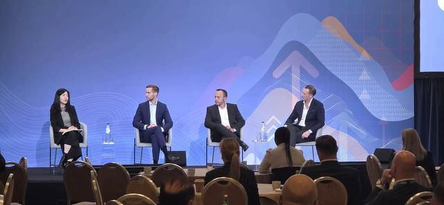 Roger Allen is moderating a session at R&R Forum, Athens, 2025